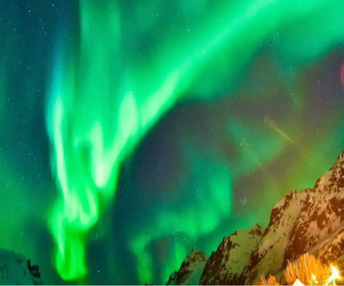 Northern lights visible in America due to powerful solar storm Northern lights visible in America due to powerful solar storm