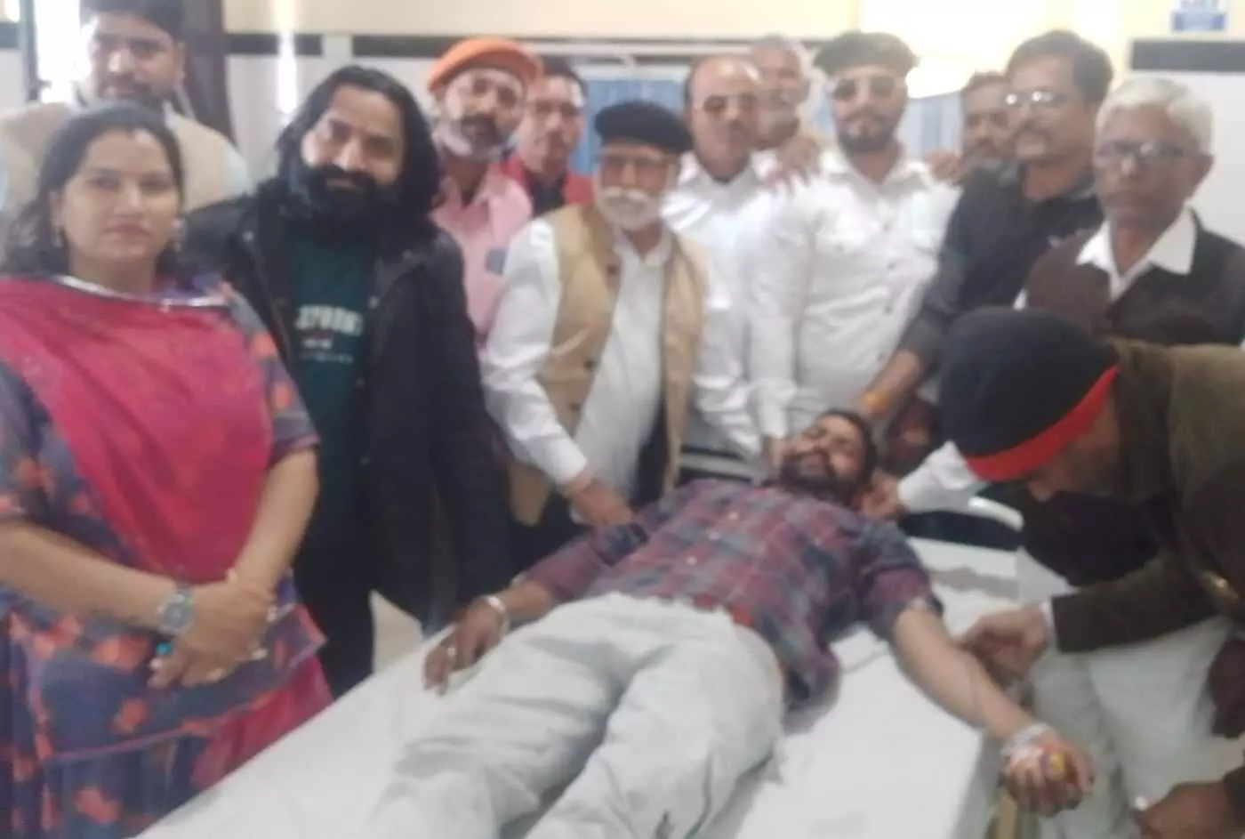 भीलवाड़ा: पूर्व सरपंच की स्मृति में उमड़ा जनसैलाब, रक्तदान महाकुंभ में 323 यूनिट रक्त के साथ रचा नया इतिहास
