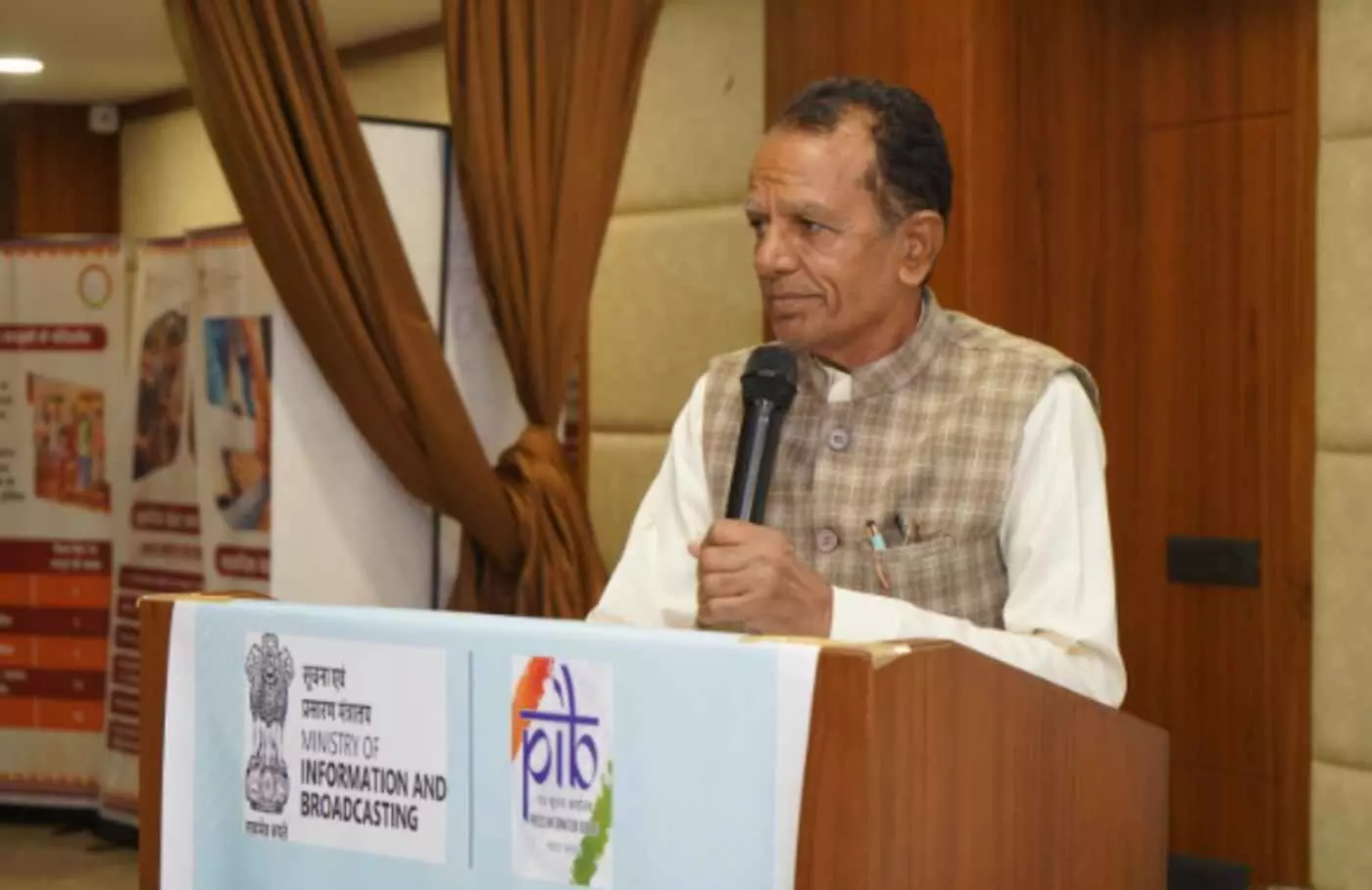 ब्यावर में गूँजा विकसित भारत का संकल्प: विधायक शंकर सिंह रावत ने कहा—जी राम जी के आदर्शों से बनेगा सशक्त और आत्मनिर्भर भारत ब्यावर में गूँजा विकसित भारत का संकल्प: विधायक शंकर सिंह रावत ने कहा—जी राम जी के आदर्शों से बनेगा सशक्त और आत्मनिर्भर भारत