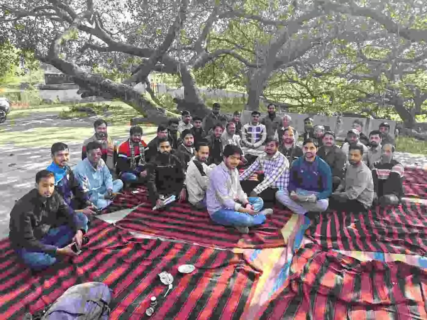झाड़ोल में मालवीय लोहार समाज के खेल महाकुंभ का शंखनाद: ऑक्शन में खिलाड़ियों पर लगा दांव, उत्साह चरम पर