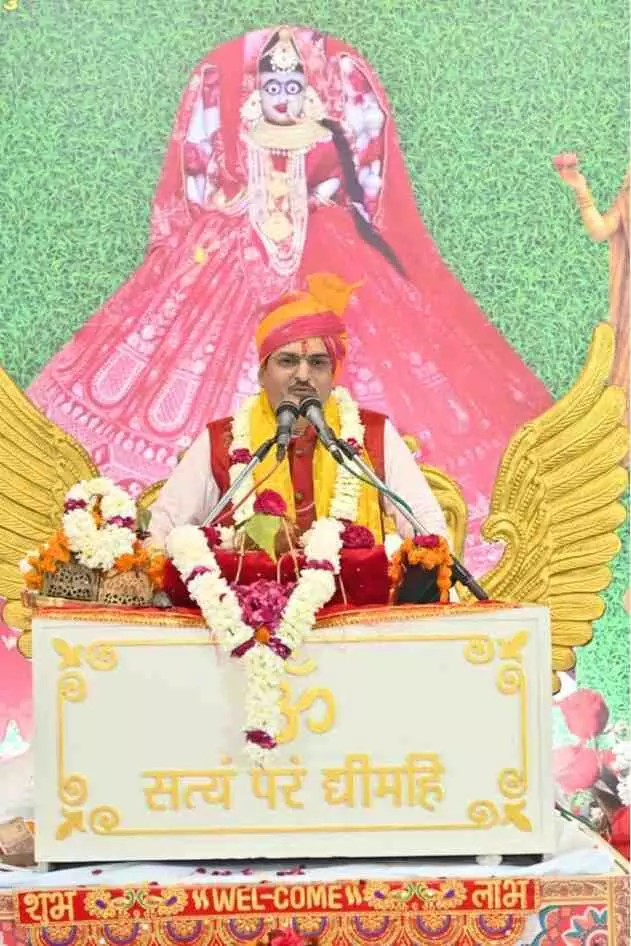 गंगापुर सिटी में देवी भागवत का शंखनाद: आचार्य अशोक दीक्षित बोले—शक्ति और सामर्थ्य का सदुपयोग ही माँ की असली आराधना