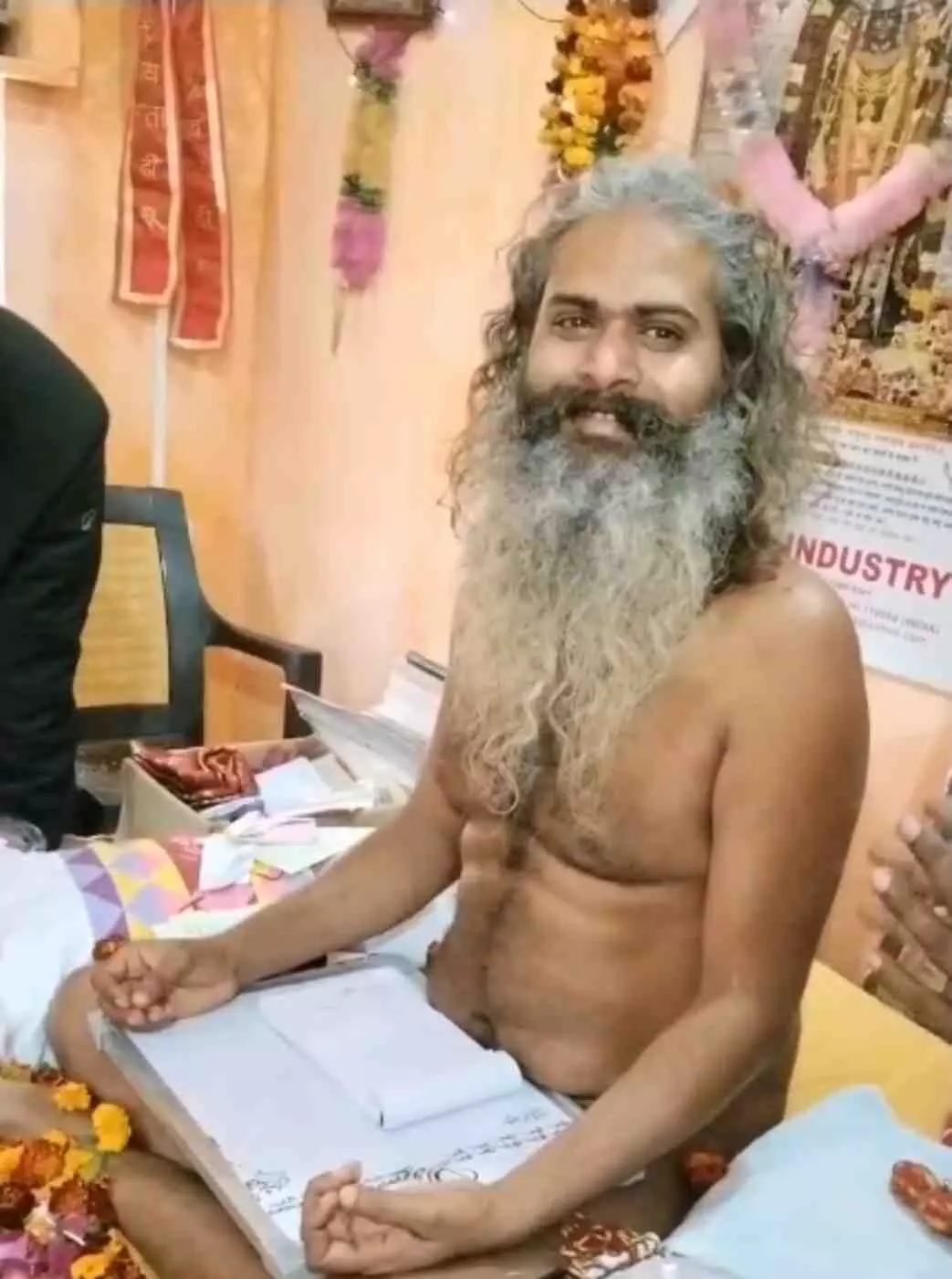 भुसावर में गूंजेगा हिंदुत्व का शंखनाद: विराट हिंदू सम्मेलन की अध्यक्षता करेंगे सुप्रसिद्ध संत मौनी बाबा भुसावर में गूंजेगा हिंदुत्व का शंखनाद: विराट हिंदू सम्मेलन की अध्यक्षता करेंगे सुप्रसिद्ध संत मौनी बाबा