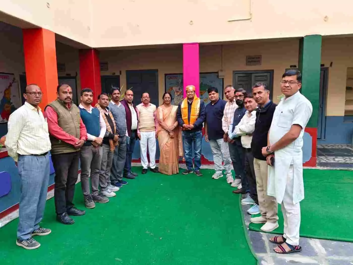 आमेट में साहित्य का संगम: मुख्य जिला शिक्षा अधिकारी बाल्दी का भव्य अभिनंदन, साकेत संस्थान ने रचा इतिहास