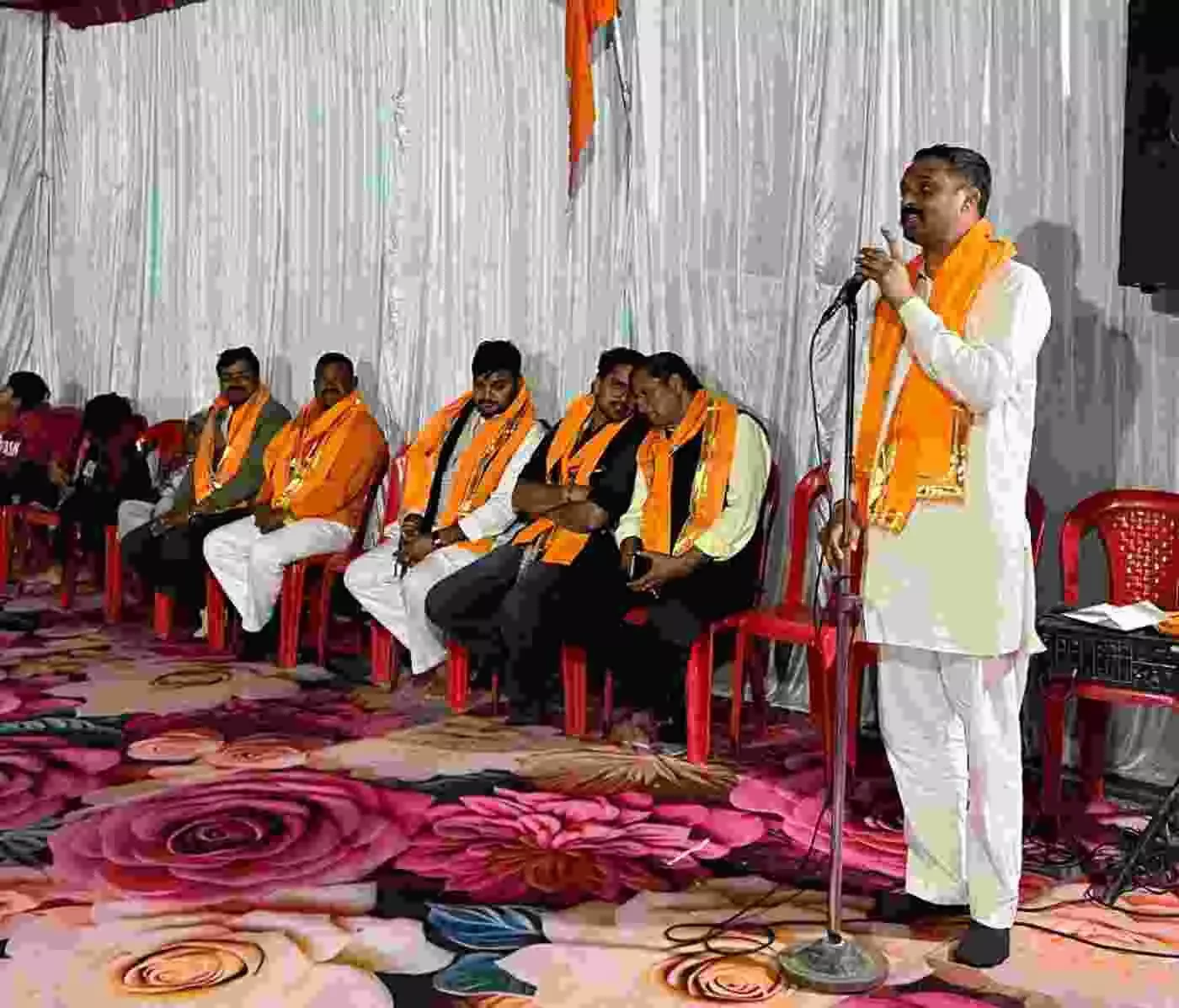 प्रतापगढ़ में गूंजेगा हिंदुत्व का शंखनाद: केशव बस्ती में भव्य कार्यालय का श्रीगणेश, 1 फरवरी को जुटेगा जनसैलाब
