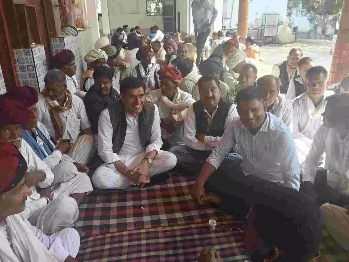 कपासन: श्री टांडा बावजी मंदिर में उमड़ा जनसैलाब, भव्य छठ जागरण की तैयारियों को लेकर दिग्गजों ने भरी हुंकार