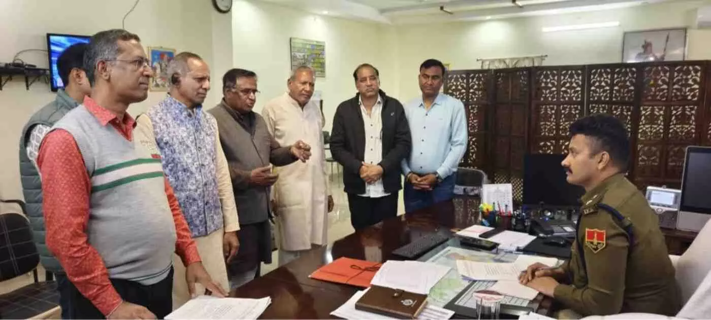 प्रतापगढ़ में सर्राफा व्यापारियों के खिलाफ बड़ी साजिश: झूठी शिकायतों और दलालों के आतंक से सहमा बाजार, एसपी-कलेक्टर तक पहुंची गूंज