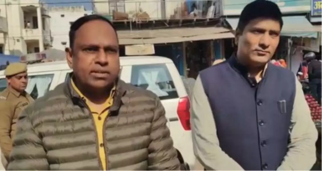 हिण्डौन सिटी जेल में सनसनी: फिल्मी स्टाइल में छत फांदकर भागा बंदी, प्रशासन के हाथ-पांव फूले हिण्डौन सिटी जेल में सनसनी: फिल्मी स्टाइल में छत फांदकर भागा बंदी, प्रशासन के हाथ-पांव फूले