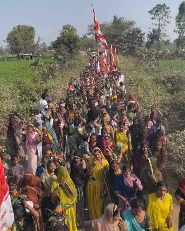 बेगूं: भक्ति के ज्वार में डूबा सारण गाँव, श्री देवनारायण भगवान के सप्तमी उद्यापन में उमड़ा जनसैलाब