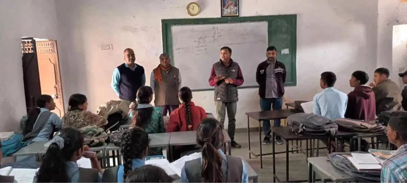 सलूम्बर: राजकीय उच्च माध्यमिक विद्यालय कूण में शिक्षा विभाग का औचक धमाका, बोर्ड परीक्षार्थियों को मिला सफलता का महामंत्र
