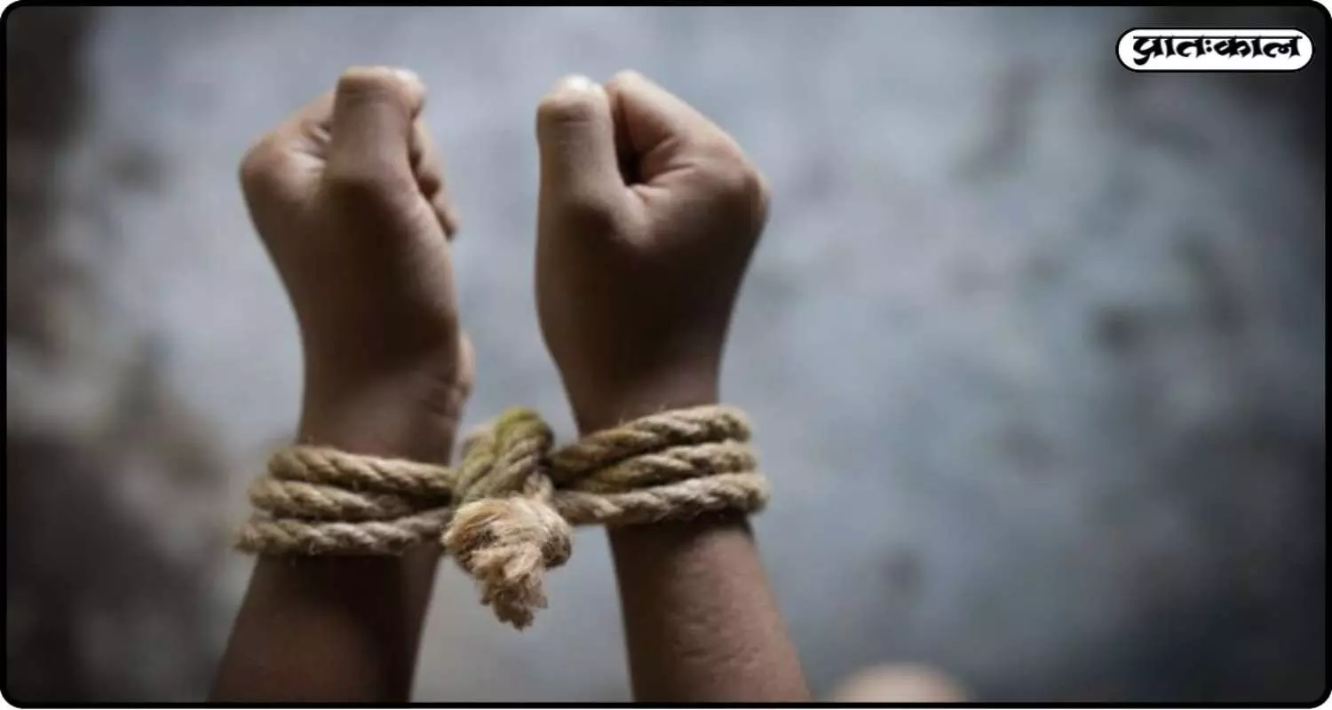 मुंबई में पुलिस कर्मी के बेटे को अगवाह करने कोशिश नाकाम ; आखिर कैसे आया आरोपी गिरफ्त में, जानें पूरी खबर मुंबई में पुलिस कर्मी के बेटे को अगवाह करने कोशिश नाकाम ; आखिर कैसे आया आरोपी गिरफ्त में, जानें पूरी खबर