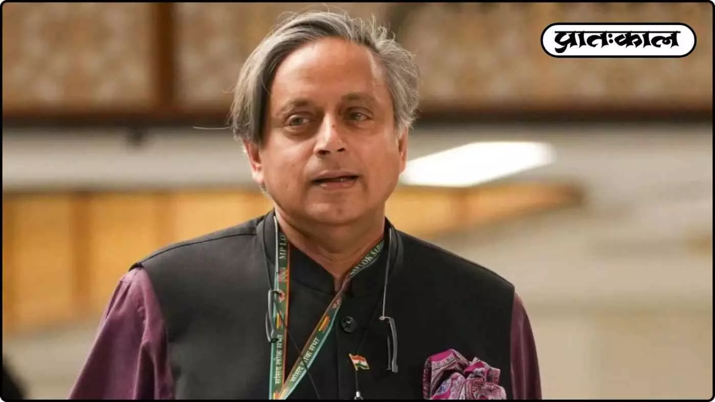 केरल चुनाव से पहले कांग्रेस में महायुद्ध; शशि थरूर के तेवरों ने बढ़ाई हाईकमान की धड़कनें केरल चुनाव से पहले कांग्रेस में महायुद्ध; शशि थरूर के तेवरों ने बढ़ाई हाईकमान की धड़कनें