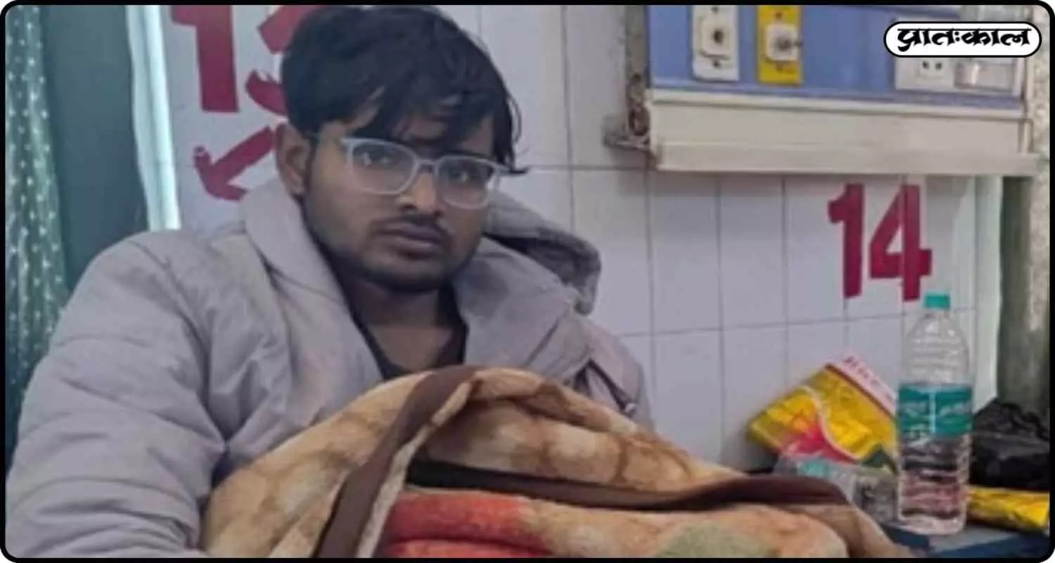 जौनपुर में डॉक्टर बनने की दीवानगी में काट लिया अपना ही पैर ; पुलिस की जाँच में ऐसे हुआ खुलासा की उड़ गए सबके होश जौनपुर में डॉक्टर बनने की दीवानगी में काट लिया अपना ही पैर ; पुलिस की जाँच में ऐसे हुआ खुलासा की उड़ गए सबके होश
