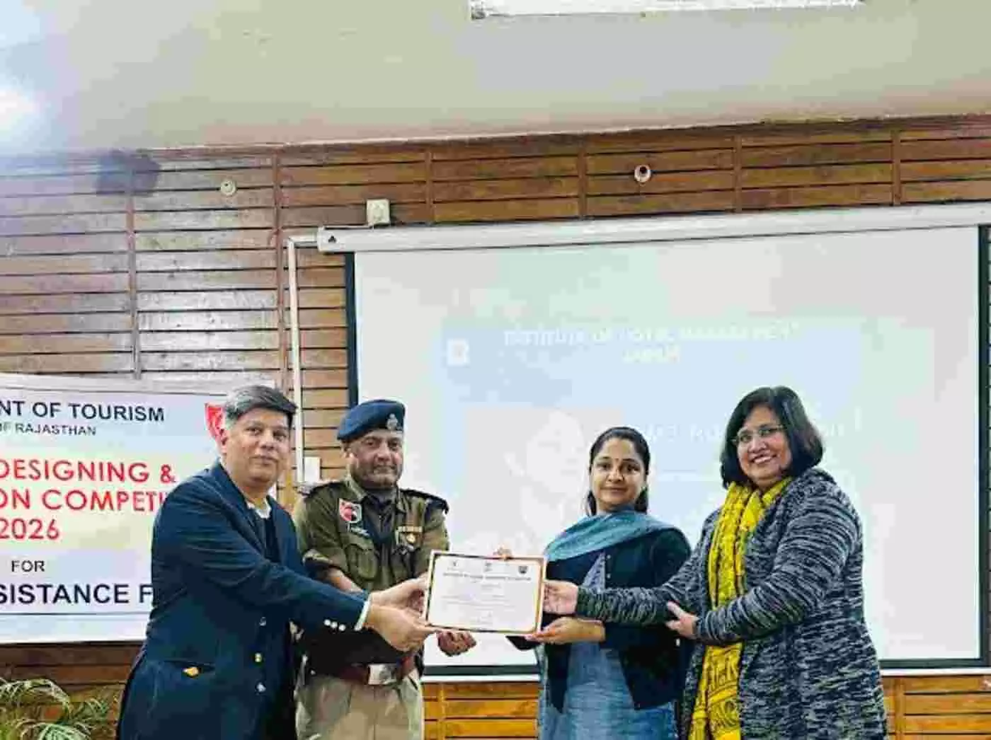 जयपुर में पर्यटन को नया रंग: पर्यटक सहायता बल के बूथ अब दिखेंगे और भी खूबसूरत, विजेताओं को मिला सम्मान