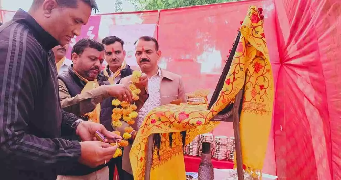 भीमल: राजकीय प्राथमिक विद्यालय में निपुण मेले और कृष्ण भोग की मची धूम, बसंत पंचमी पर सांस्कृतिक छटा ने मोहा मन