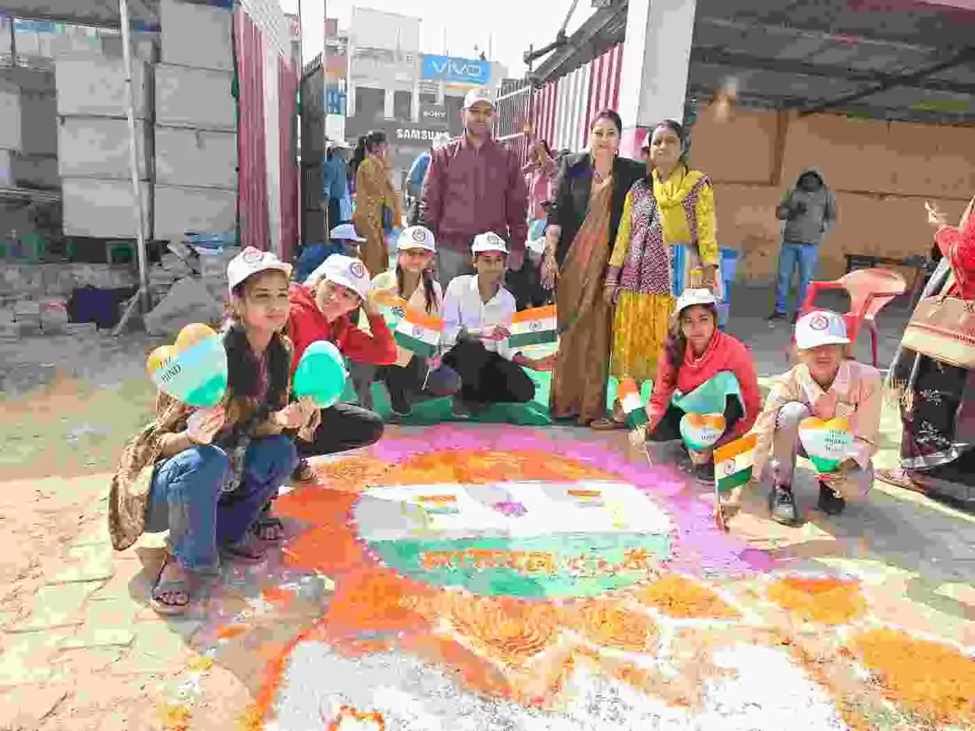 सवाई माधोपुर में लोकतंत्र का शंखनाद: भावी मतदाताओं ने ली शपथ, बसंत पंचमी पर दिखा अद्भुत संगम सवाई माधोपुर में लोकतंत्र का शंखनाद: भावी मतदाताओं ने ली शपथ, बसंत पंचमी पर दिखा अद्भुत संगम