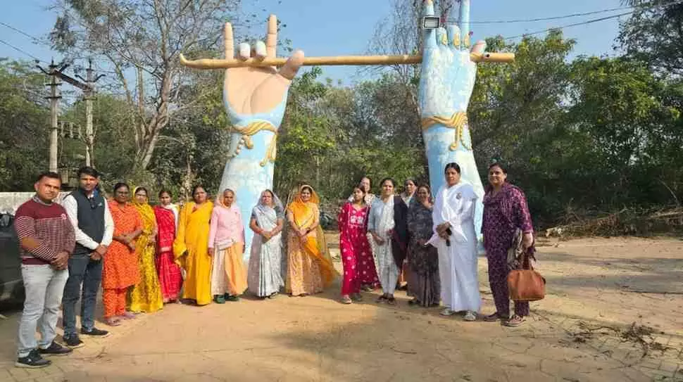 निंबाहेड़ा में बसंत पंचमी पर उमड़ा आध्यात्मिक उल्लास: बीके शिवली दीदी ने बताया जीवन में गुरु और अंत का गहरा अंतर