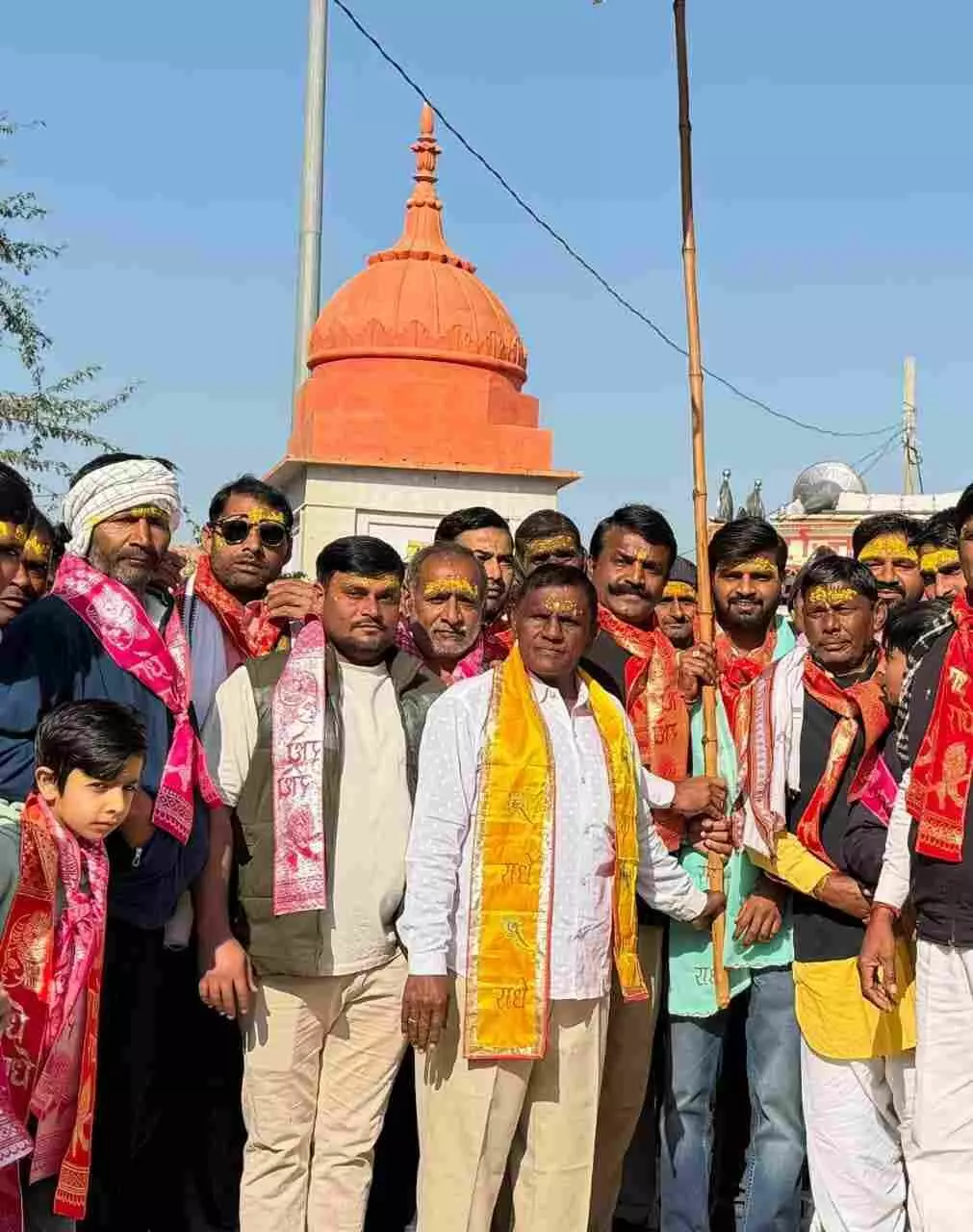 डीग में भगवान श्री देवनारायण का 1114वां जन्मोत्सव: गुर्जर समाज की भव्य शोभायात्रा निकाली गई डीग में भगवान श्री देवनारायण का 1114वां जन्मोत्सव: गुर्जर समाज की भव्य शोभायात्रा निकाली गई