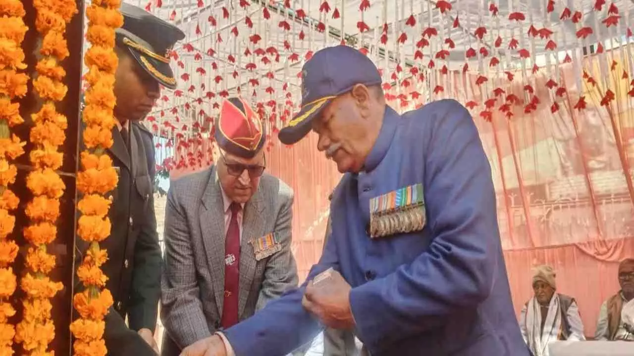 A grand programme dedicated to the martyrs on the eve of the 77th Republic Day was organised in Deeg. A grand programme dedicated to the martyrs on the eve of the 77th Republic Day was organised in Deeg.