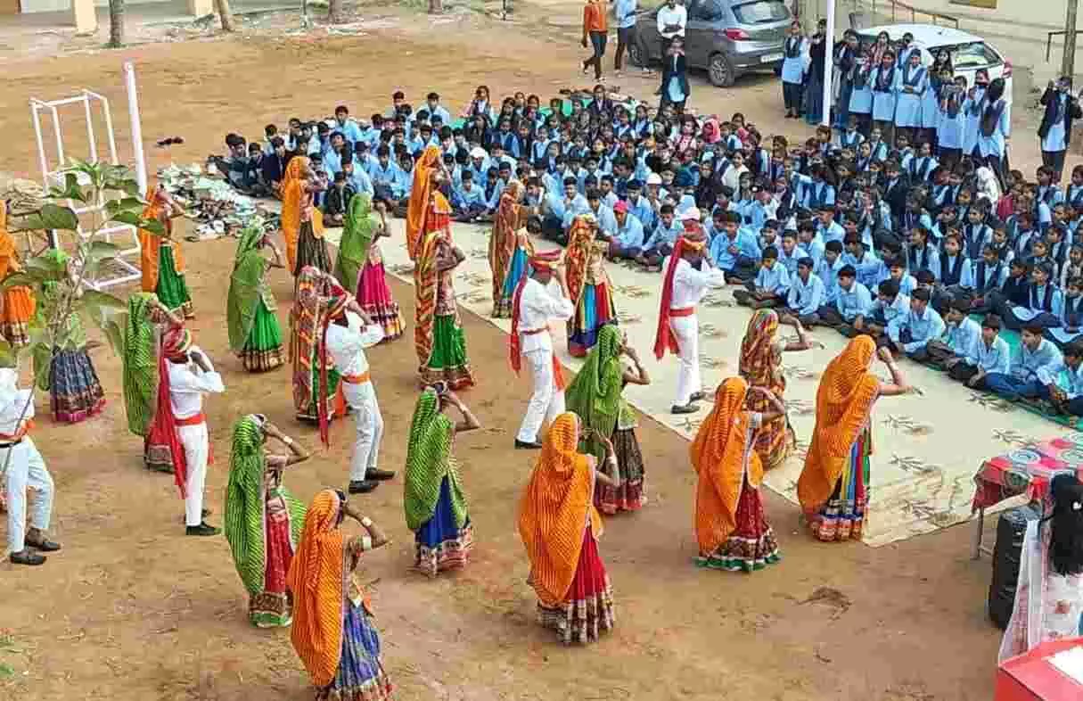 Republic Day was celebrated in a dignified atmosphere at Government Higher Secondary School, Jhadol. Republic Day was celebrated in a dignified atmosphere at Government Higher Secondary School, Jhadol.