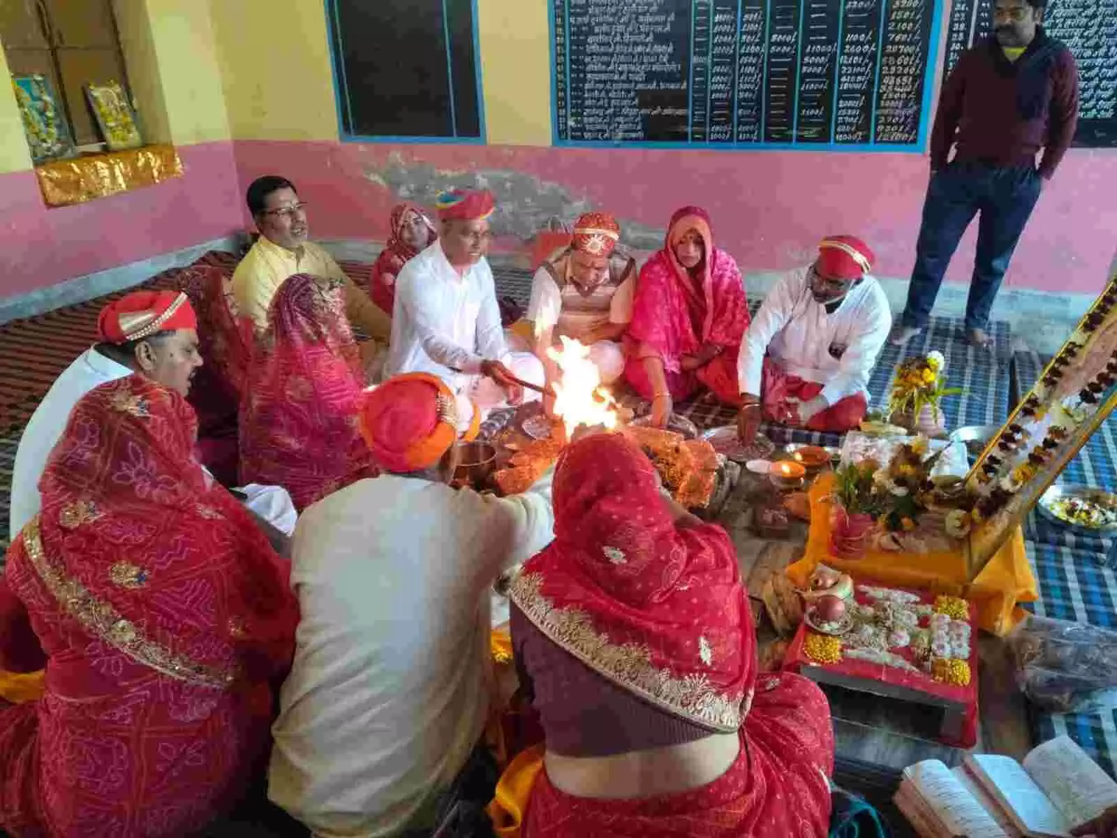 आमेट में शाकद्वीपीय मग ब्राह्मण समाज ने श्रद्धा और वैदिक परंपराओं के साथ मनाया सूर्य सप्तमी महोत्सव आमेट में शाकद्वीपीय मग ब्राह्मण समाज ने श्रद्धा और वैदिक परंपराओं के साथ मनाया सूर्य सप्तमी महोत्सव
