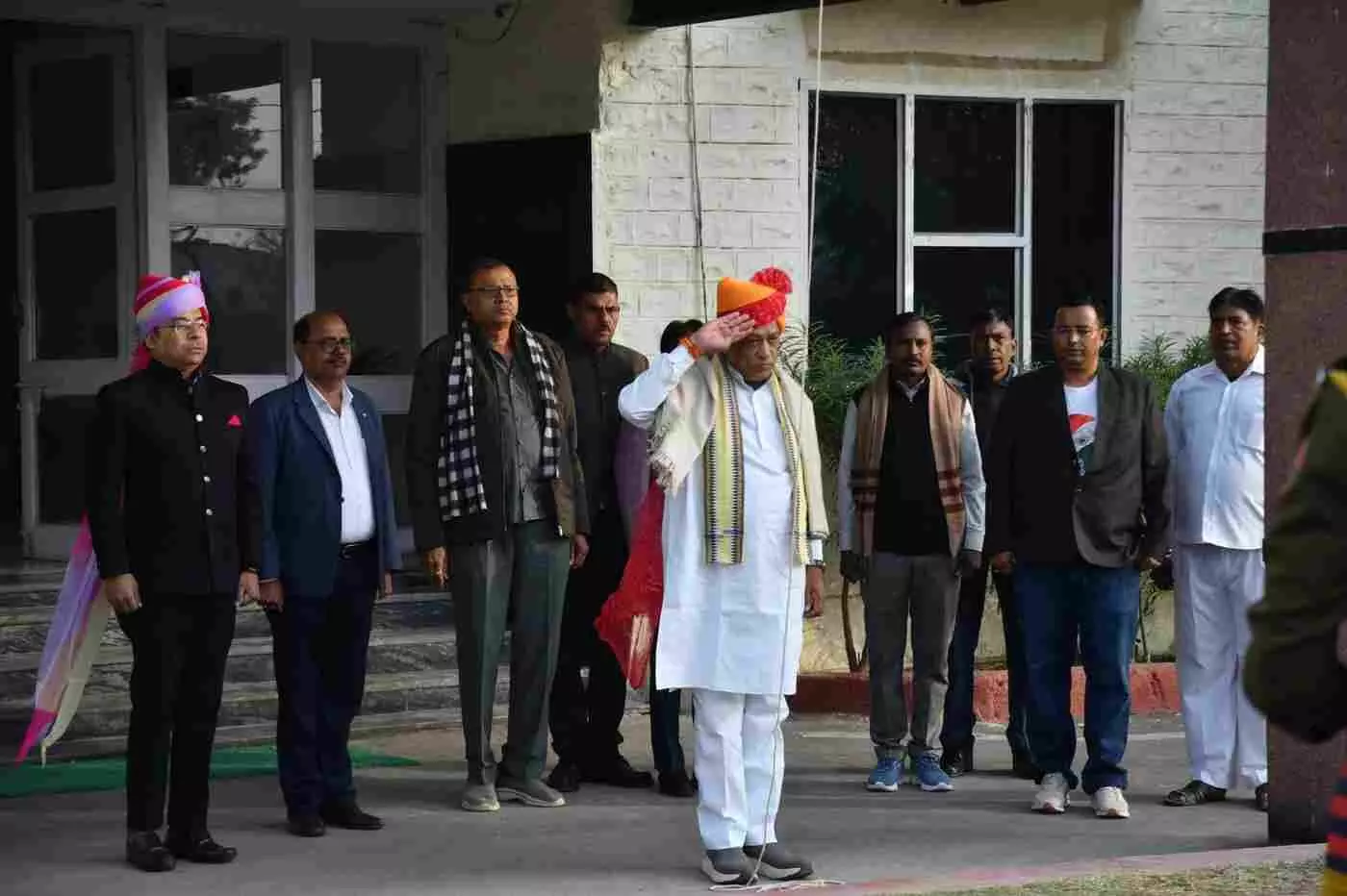 पाली में गणतंत्र का भव्य उत्सव: कैबिनेट मंत्री जोराराम कुमावत ने फहराया तिरंगा, 86 प्रतिभाओं के सम्मान से गौरवान्वित हुआ जिला