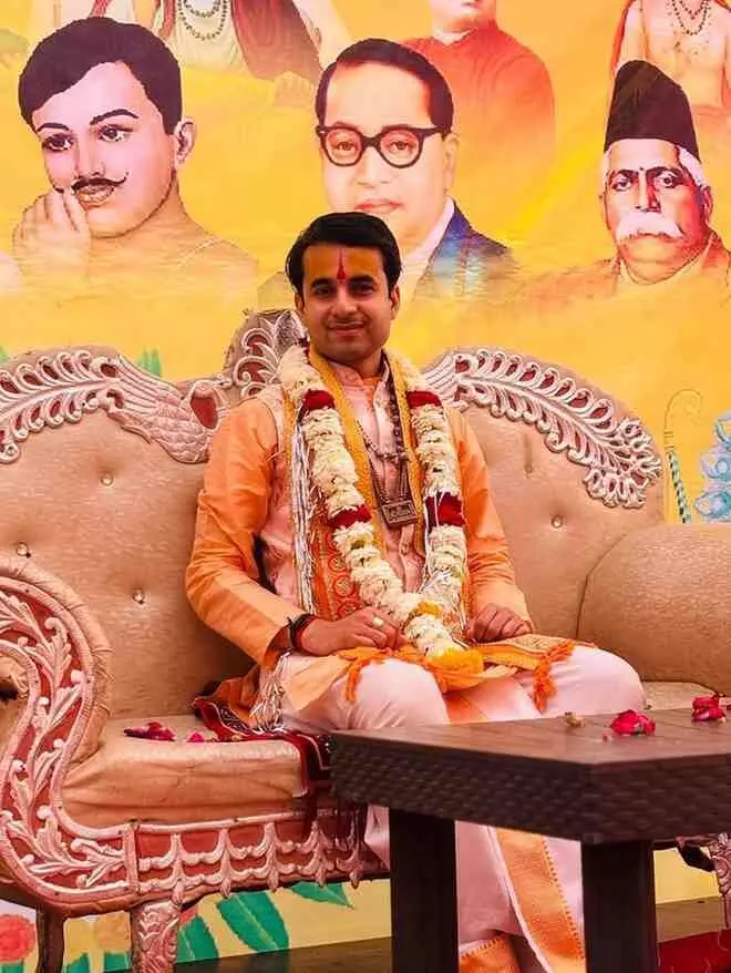 बारां के मोठपुर में गूँजा सनातन का शंखनाद: बाल व्यास शाश्वत महाराज ने भरी हुंकार, कहा—पुण्यभूमि भारत में जन्म लेना सौभाग्य