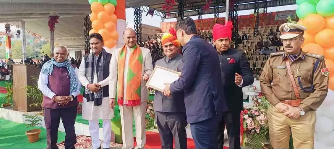 बेगूं का बढ़ा मान: उपखंड अधिकारी अंकित सामरिया जिला स्तर पर सम्मानित, प्रशासनिक कुशलता की गूँज