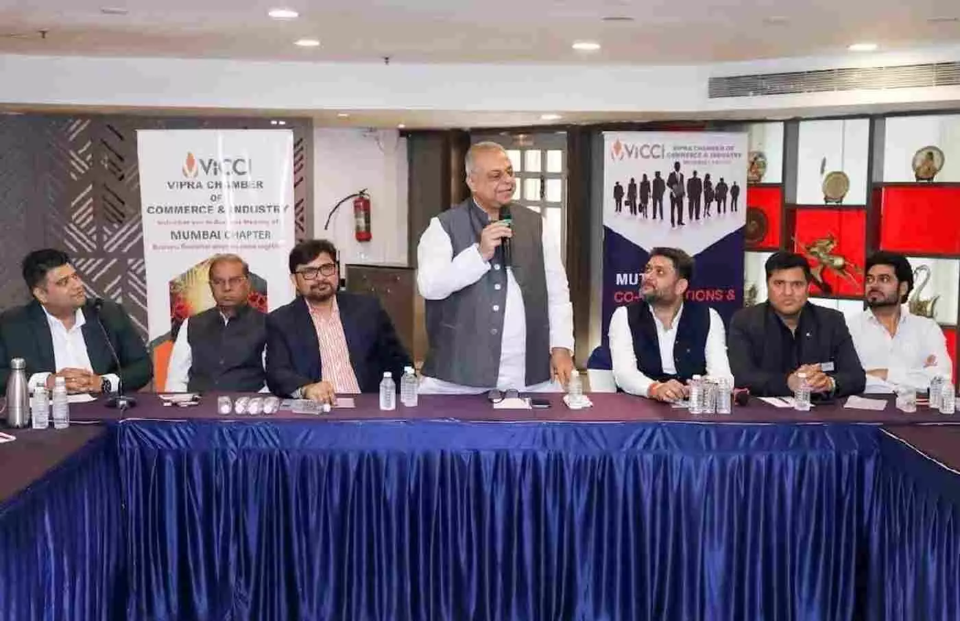 मुंबई में विक्की का महासंगम: 10 सदस्यों से शुरू हुआ सफर अब 300 के पार, व्यापार और एकता की नई इबारत