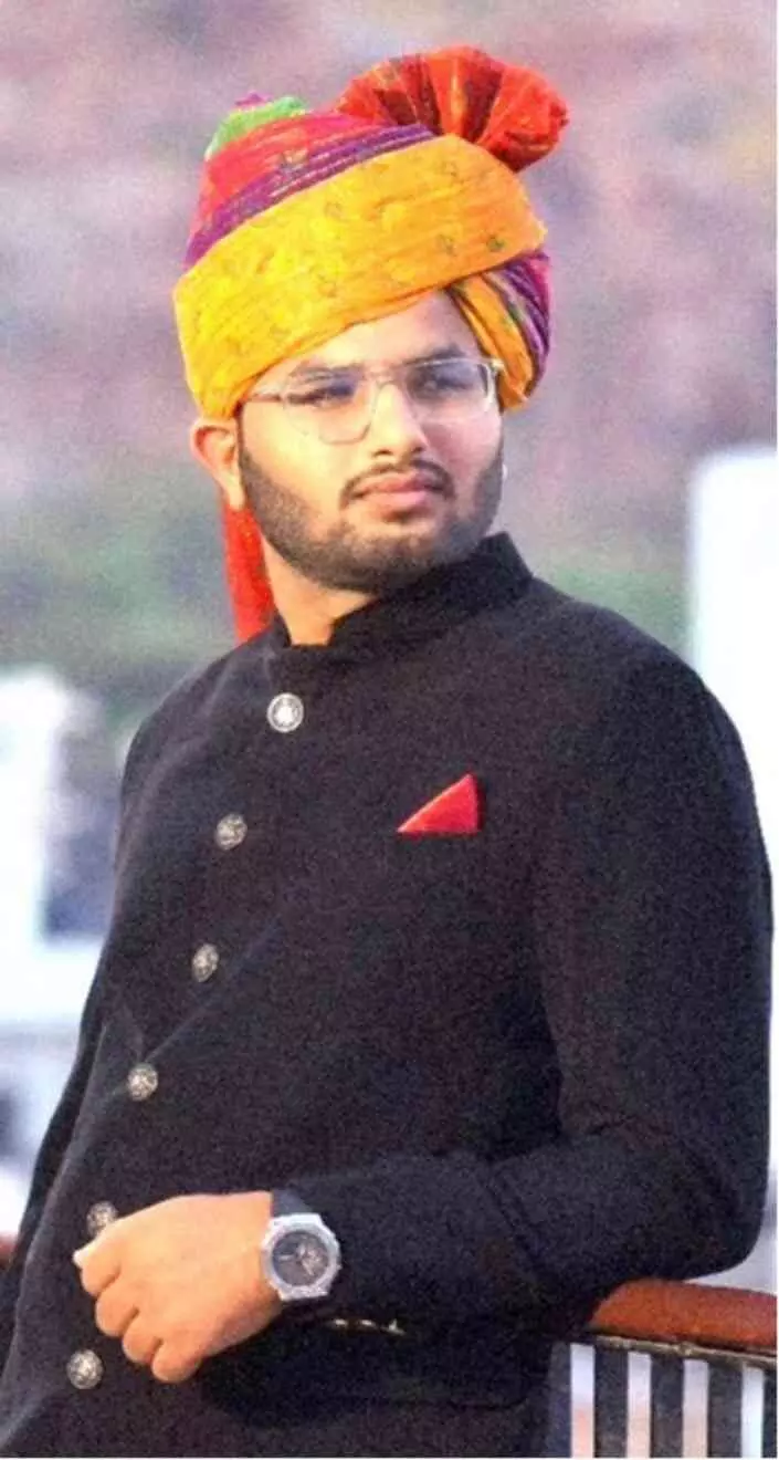 डिजिटल मार्केटिंग उद्यमी हिमांशु पेसवानी शाहपुरा भीलवाड़ा राष्ट्रीय मार्केटिंग पुरस्कार चयन के संदर्भ में। डिजिटल मार्केटिंग उद्यमी हिमांशु पेसवानी शाहपुरा भीलवाड़ा राष्ट्रीय मार्केटिंग पुरस्कार चयन के संदर्भ में।