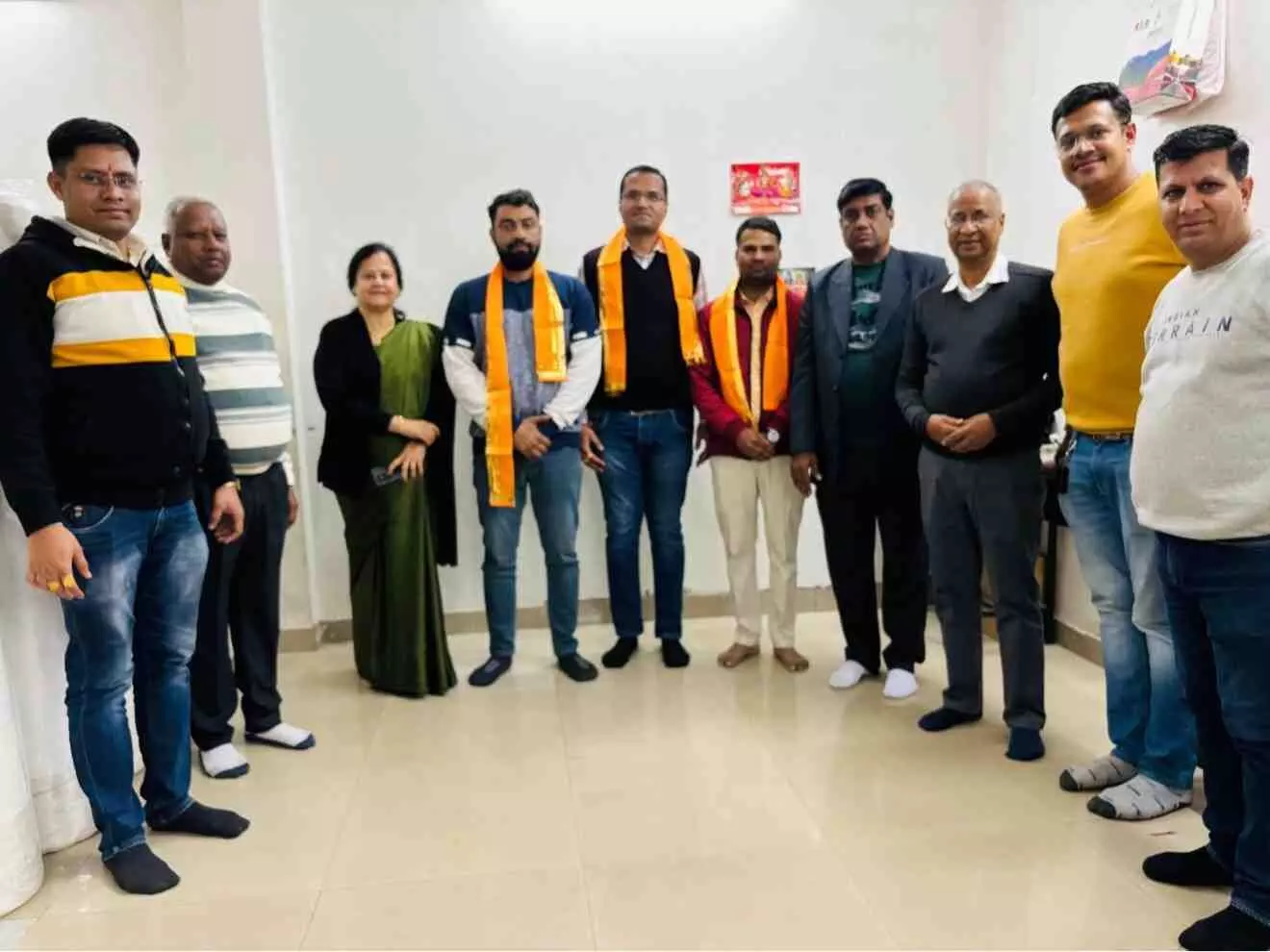 भीलवाड़ा में उपभोक्ता अधिकार समिति की बैठक के दौरान उपस्थित नवनियुक्त जिलाध्यक्ष और अन्य पदाधिकारी भीलवाड़ा में उपभोक्ता अधिकार समिति की बैठक के दौरान उपस्थित नवनियुक्त जिलाध्यक्ष और अन्य पदाधिकारी