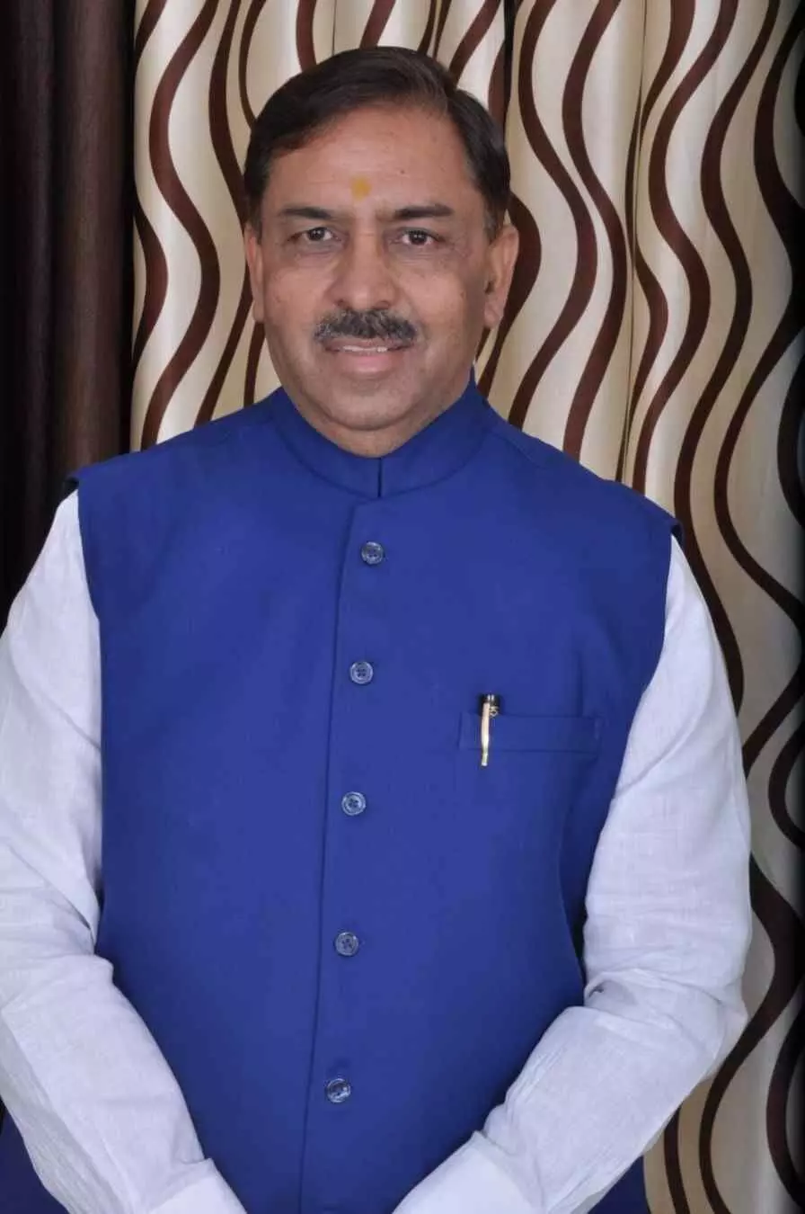 जयपुर में राज्य वित्त आयोग अध्यक्ष अरुण चतुर्वेदी केंद्रीय बजट 2026-27 के प्रावधानों पर वक्तव्य देते हुए।