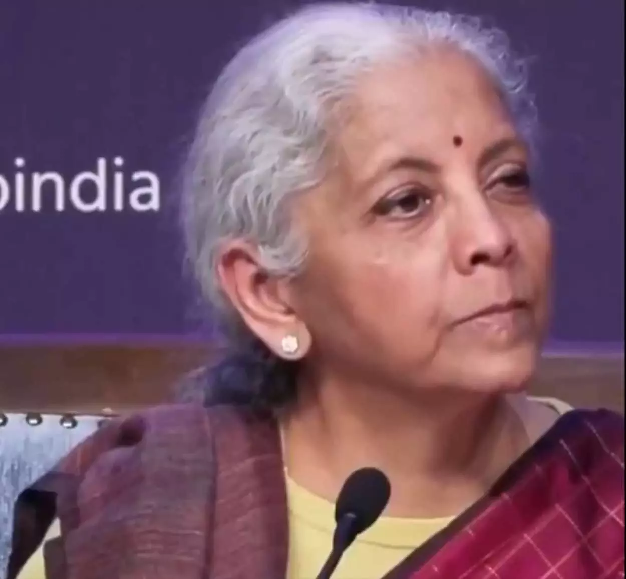 कोटा में पीसीसी सदस्य रविन्द्र त्यागी केंद्र सरकार के बजट 2026 के विरोध में बयान देते हुए। कोटा में पीसीसी सदस्य रविन्द्र त्यागी केंद्र सरकार के बजट 2026 के विरोध में बयान देते हुए।
