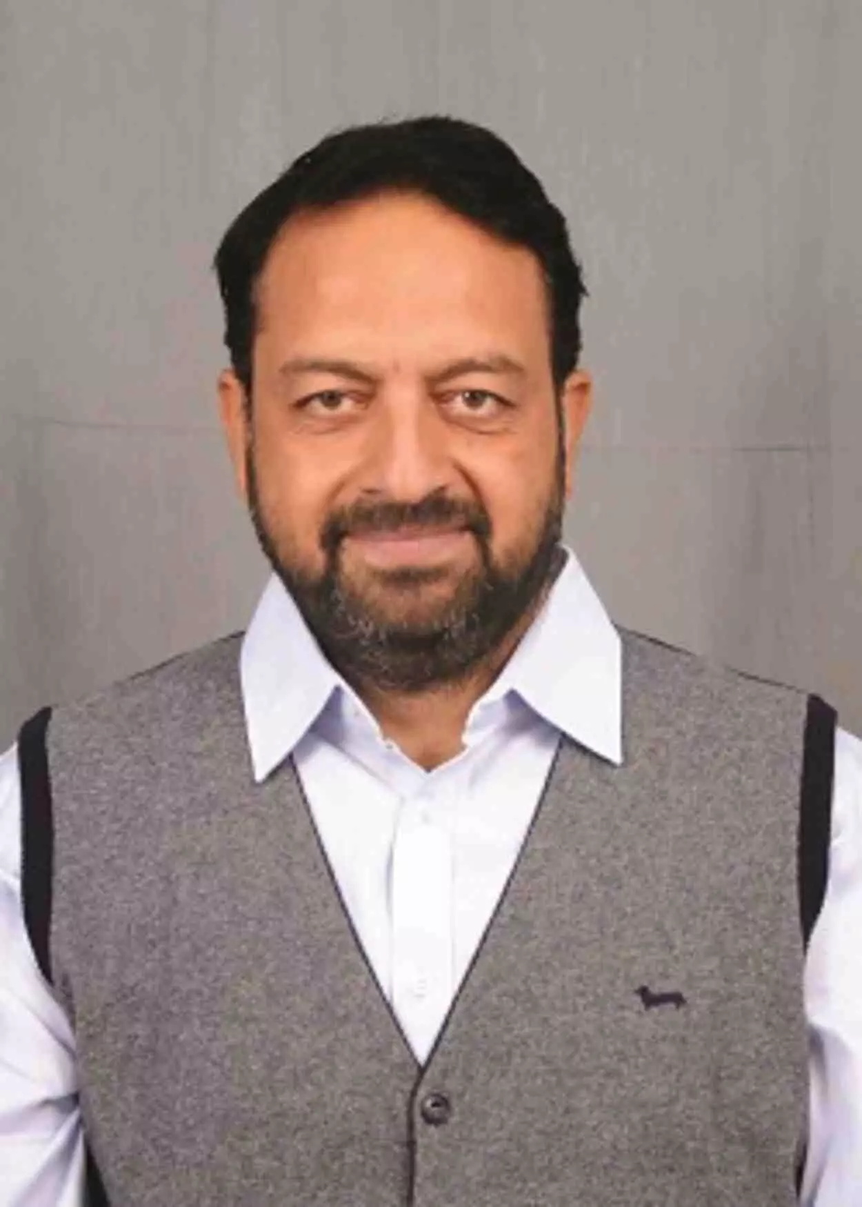 राजसमन्द में पूर्व विधायक सुदर्शन सिंह रावत केंद्रीय बजट की आलोचना करते हुए अपनी बात रख रहे हैं। राजसमन्द में पूर्व विधायक सुदर्शन सिंह रावत केंद्रीय बजट की आलोचना करते हुए अपनी बात रख रहे हैं।