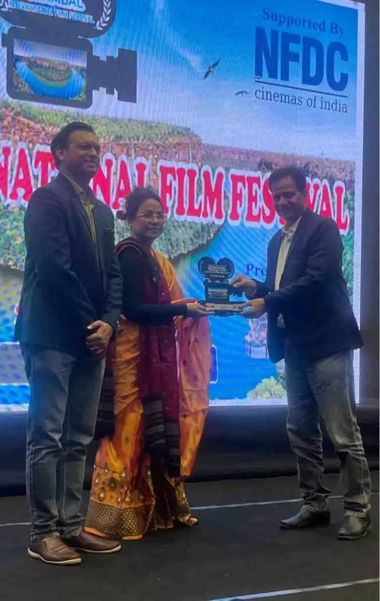 चंबल फिल्म फेस्टिवल के समापन पर मुख्य अतिथि और गणमान्य नागरिक कोटा में पर्यटन विकास चर्चा के दौरान। चंबल फिल्म फेस्टिवल के समापन पर मुख्य अतिथि और गणमान्य नागरिक कोटा में पर्यटन विकास चर्चा के दौरान।