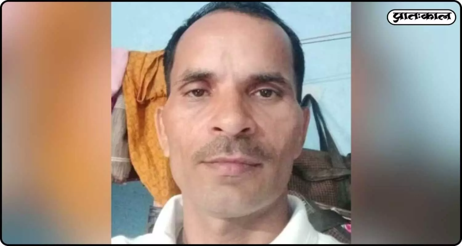 उत्तर प्रदेश: STF के हत्थे चढ़ा 1 लाख का इनामी, कौन था बनारसी यादव जिससे थर-थर कांपता था शहर? उत्तर प्रदेश: STF के हत्थे चढ़ा 1 लाख का इनामी, कौन था बनारसी यादव जिससे थर-थर कांपता था शहर?