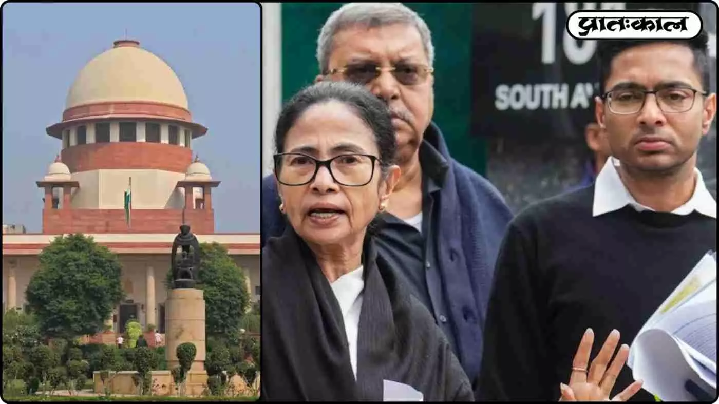 मतदाता सूची पर रार: SC के कटघरे में Mamata Banerjee और EC; लोकतंत्र बचाने की दलीलें मतदाता सूची पर रार: SC के कटघरे में Mamata Banerjee और EC; लोकतंत्र बचाने की दलीलें