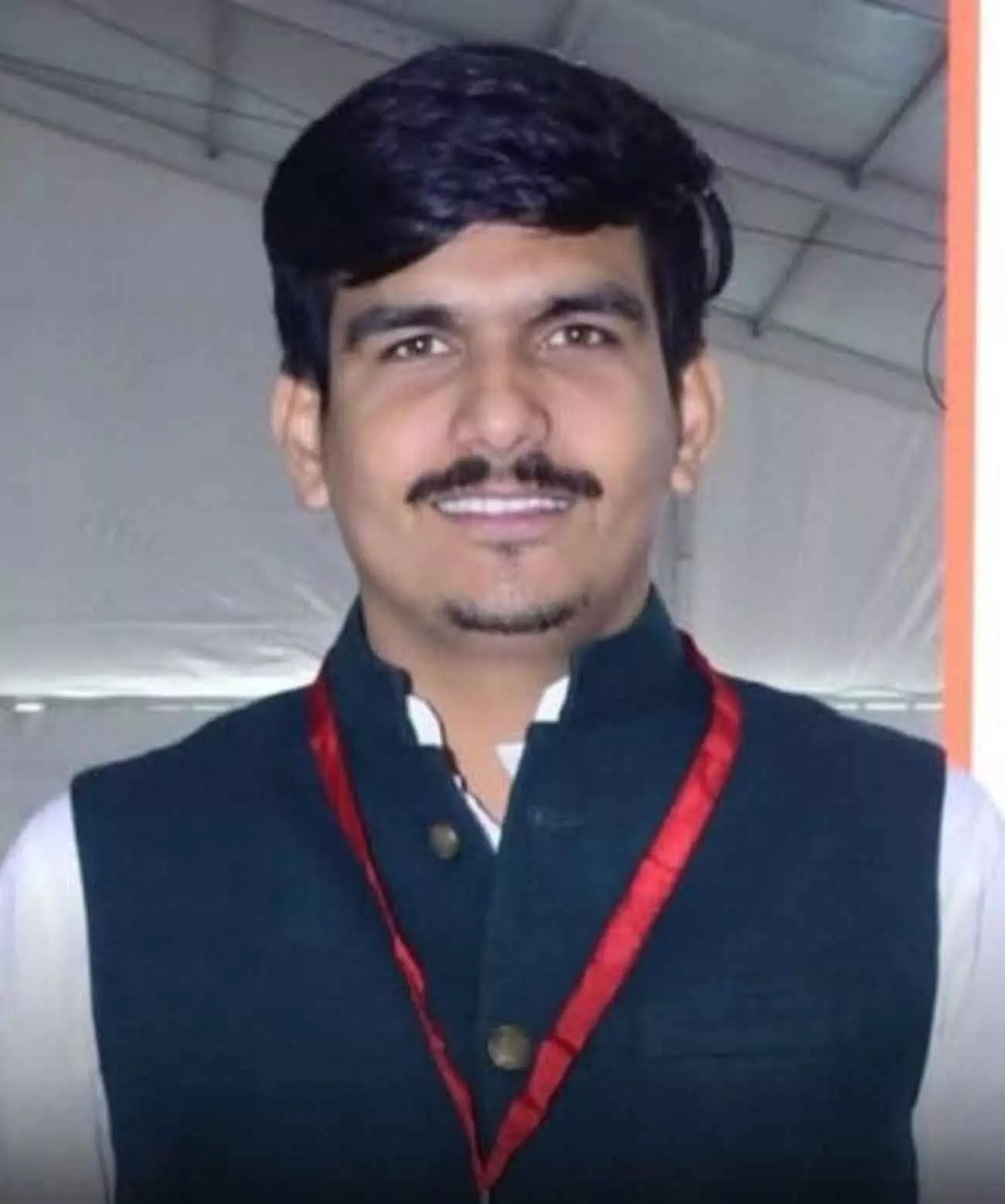 गंगापुर सिटी में भाजपा कार्यालय के बाहर युवा संवाद कार्यक्रम का सूचना बोर्ड और स्वागत बैनर। गंगापुर सिटी में भाजपा कार्यालय के बाहर युवा संवाद कार्यक्रम का सूचना बोर्ड और स्वागत बैनर।