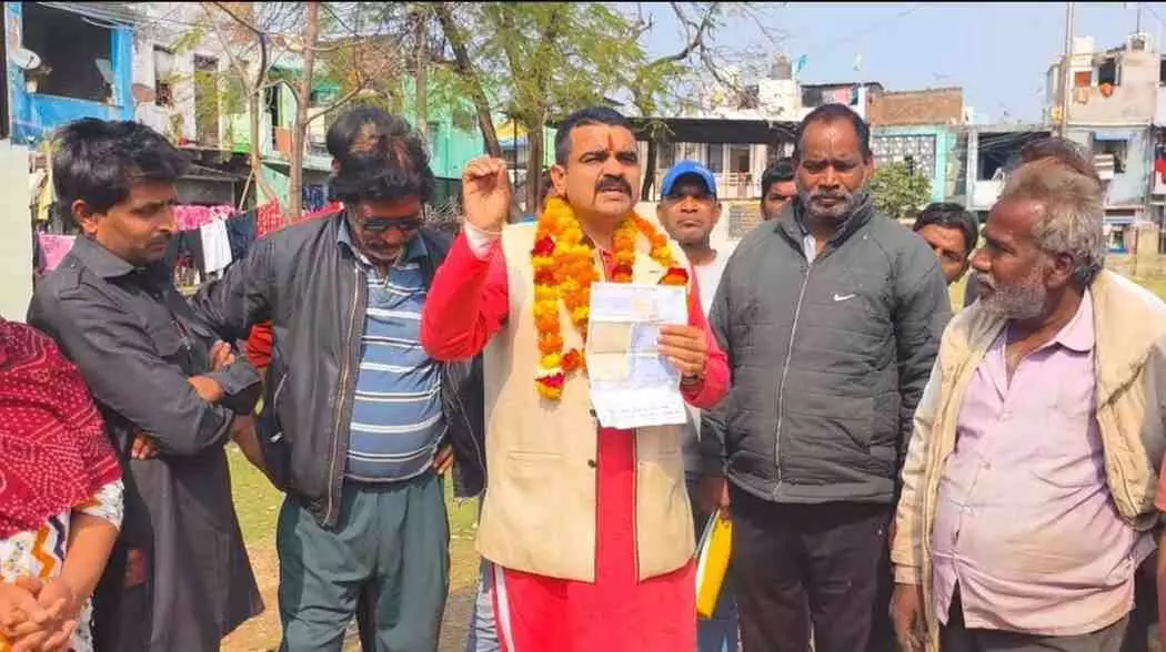 कोटा के जेके नगर में बिजली समस्याओं को लेकर समाजसेवी हिम्मत सिंह और स्थानीय निवासियों की बैठक। कोटा के जेके नगर में बिजली समस्याओं को लेकर समाजसेवी हिम्मत सिंह और स्थानीय निवासियों की बैठक।