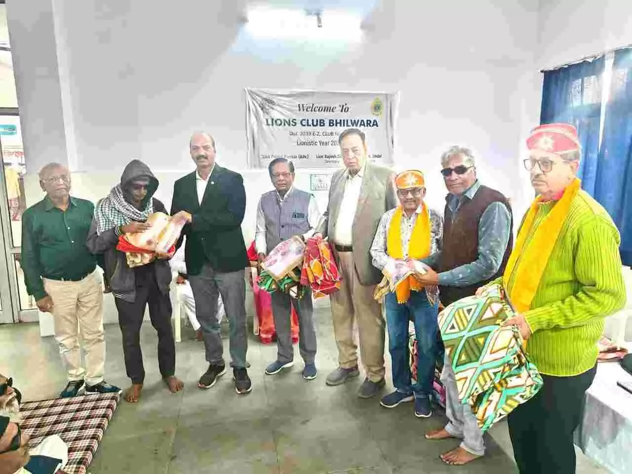भीलवाड़ा के हरि शेवा धाम में लायंस क्लब द्वारा आयोजित नि:शुल्क नेत्र जांच एवं ऑपरेशन शिविर का दृश्य। भीलवाड़ा के हरि शेवा धाम में लायंस क्लब द्वारा आयोजित नि:शुल्क नेत्र जांच एवं ऑपरेशन शिविर का दृश्य।