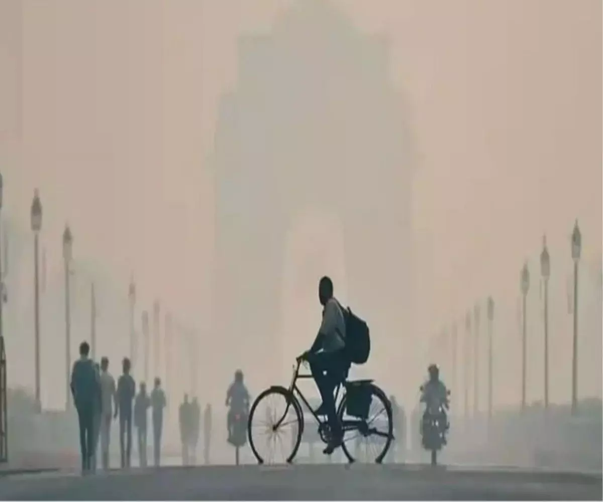 Delhis weather is pleasant, but breathing is difficult - is rising AQI a cause for concern