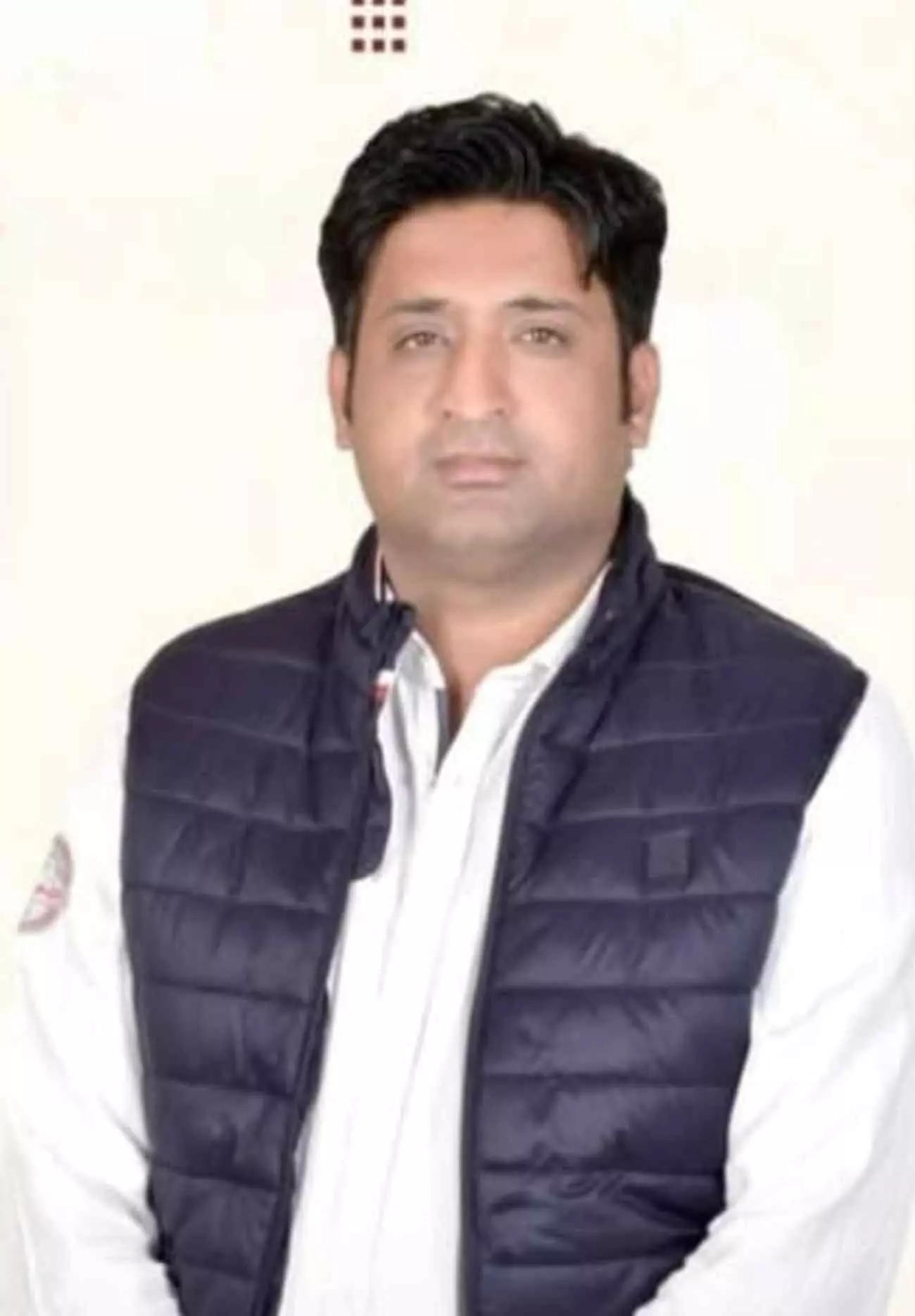 राजसमंद में बजट की उपेक्षा पर कांग्रेस अध्यक्ष आदित्य प्रताप सिंह चौहान विरोध जताते हुए। राजसमंद में बजट की उपेक्षा पर कांग्रेस अध्यक्ष आदित्य प्रताप सिंह चौहान विरोध जताते हुए।