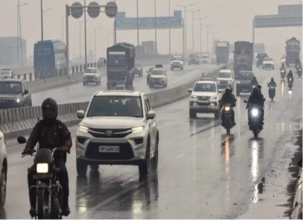 Rain and thunderstorms are expected in North India today Rain and thunderstorms are expected in North India today