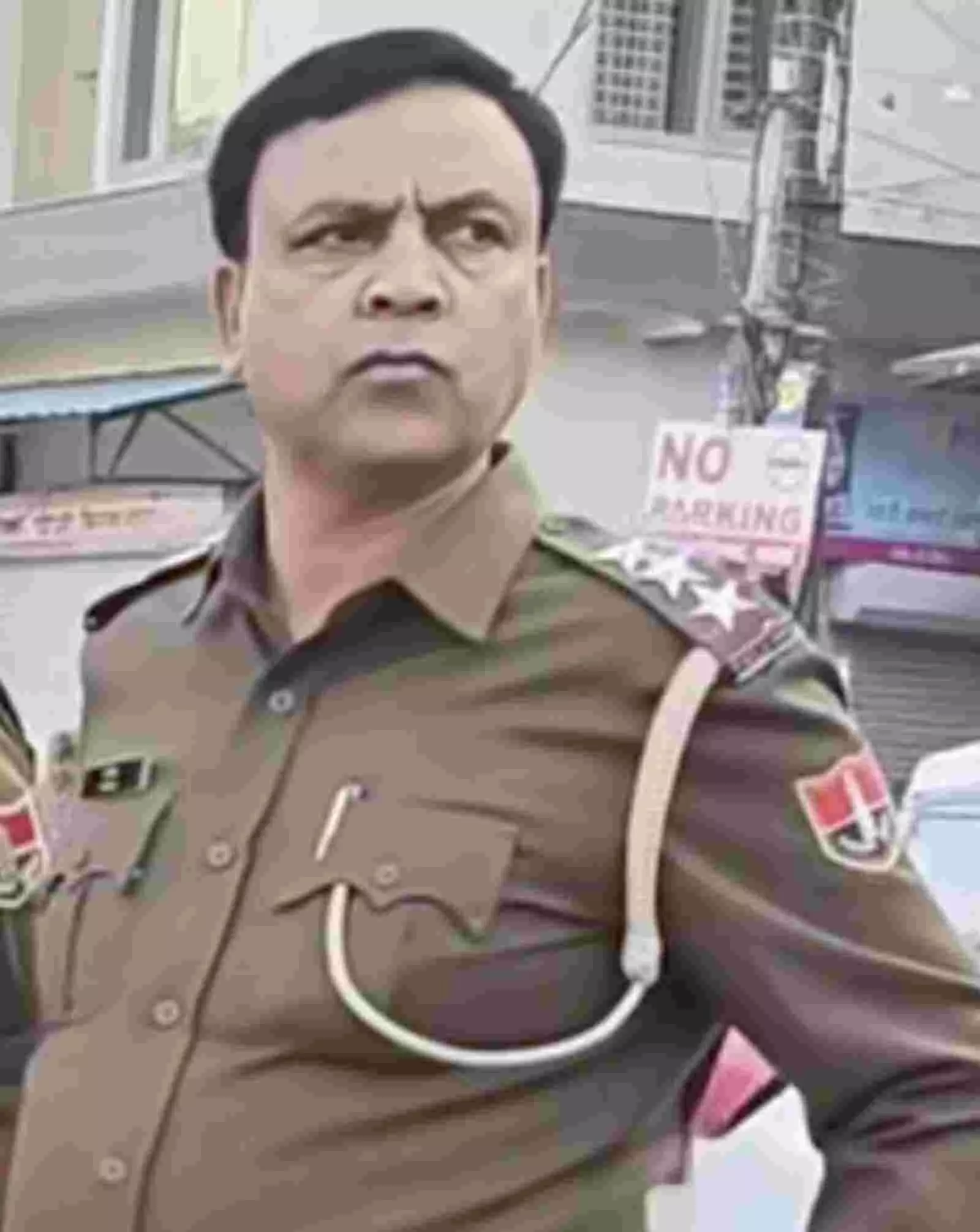 बारां के प्रताप चौक पर पुलिस बल और प्रदर्शनकारी गौसेवक लाठीचार्ज घटना के दौरान मौजूद। बारां के प्रताप चौक पर पुलिस बल और प्रदर्शनकारी गौसेवक लाठीचार्ज घटना के दौरान मौजूद।