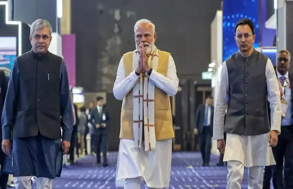AI इम्पैक्ट समिट में पीएम मोदी करेंगे डिजिटल भारत के नए युग का शंखनाद, दुनियाभर के नेता और उद्योगपति होंगे एक मंच पर AI इम्पैक्ट समिट में पीएम मोदी करेंगे डिजिटल भारत के नए युग का शंखनाद, दुनियाभर के नेता और उद्योगपति होंगे एक मंच पर