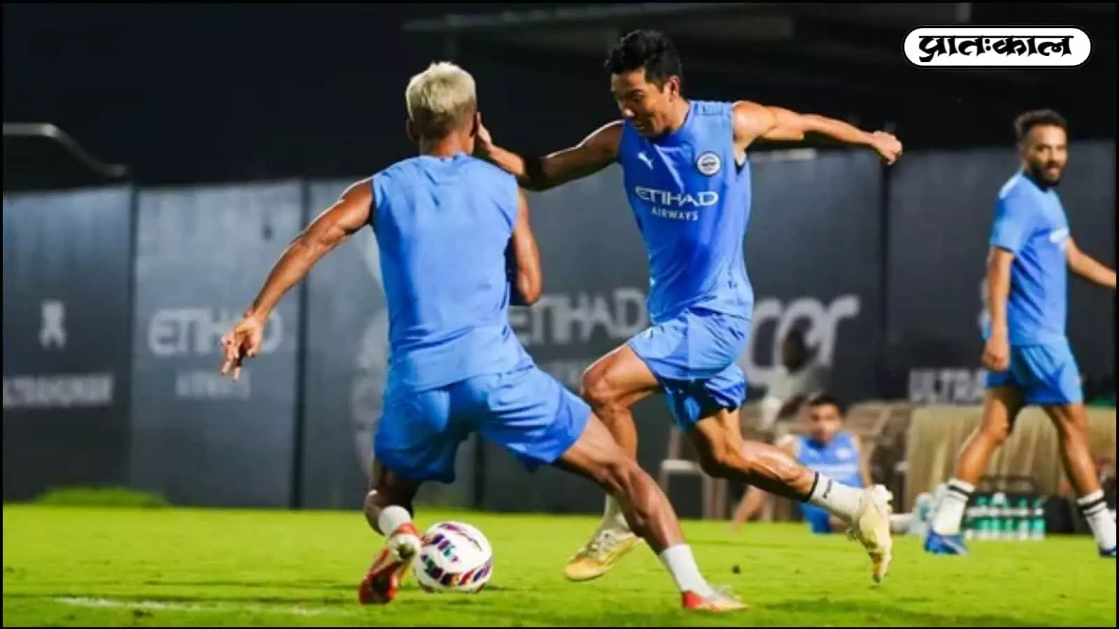 Mumbai City FC और Chennai FC के बीच भिड़ंत के साथ आईएसएल का रोमांच लौटा। कोच Petr Kratky की रणनीति और नई टीम के साथ मुंबई का पहला मुकाबला। पूरी रिपोर्ट यहाँ। Mumbai City FC और Chennai FC के बीच भिड़ंत के साथ आईएसएल का रोमांच लौटा। कोच Petr Kratky की रणनीति और नई टीम के साथ मुंबई का पहला मुकाबला। पूरी रिपोर्ट यहाँ।