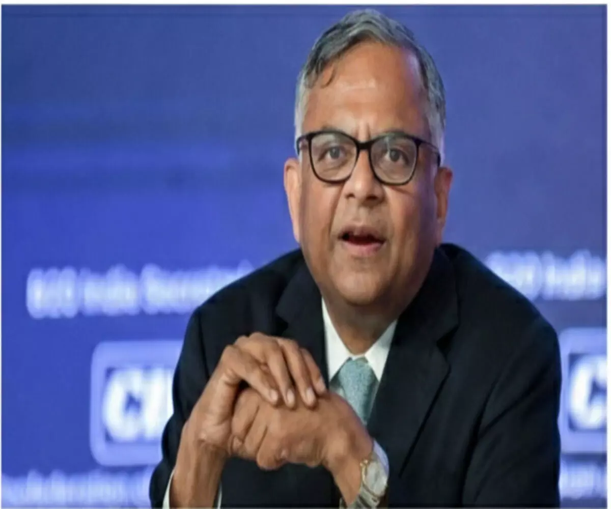 नए बिजनेस के घाटे पर भिड़े दिग्गज, चंद्रशेखरन की नियुक्ति पर संशय बरकरार नए बिजनेस के घाटे पर भिड़े दिग्गज, चंद्रशेखरन की नियुक्ति पर संशय बरकरार