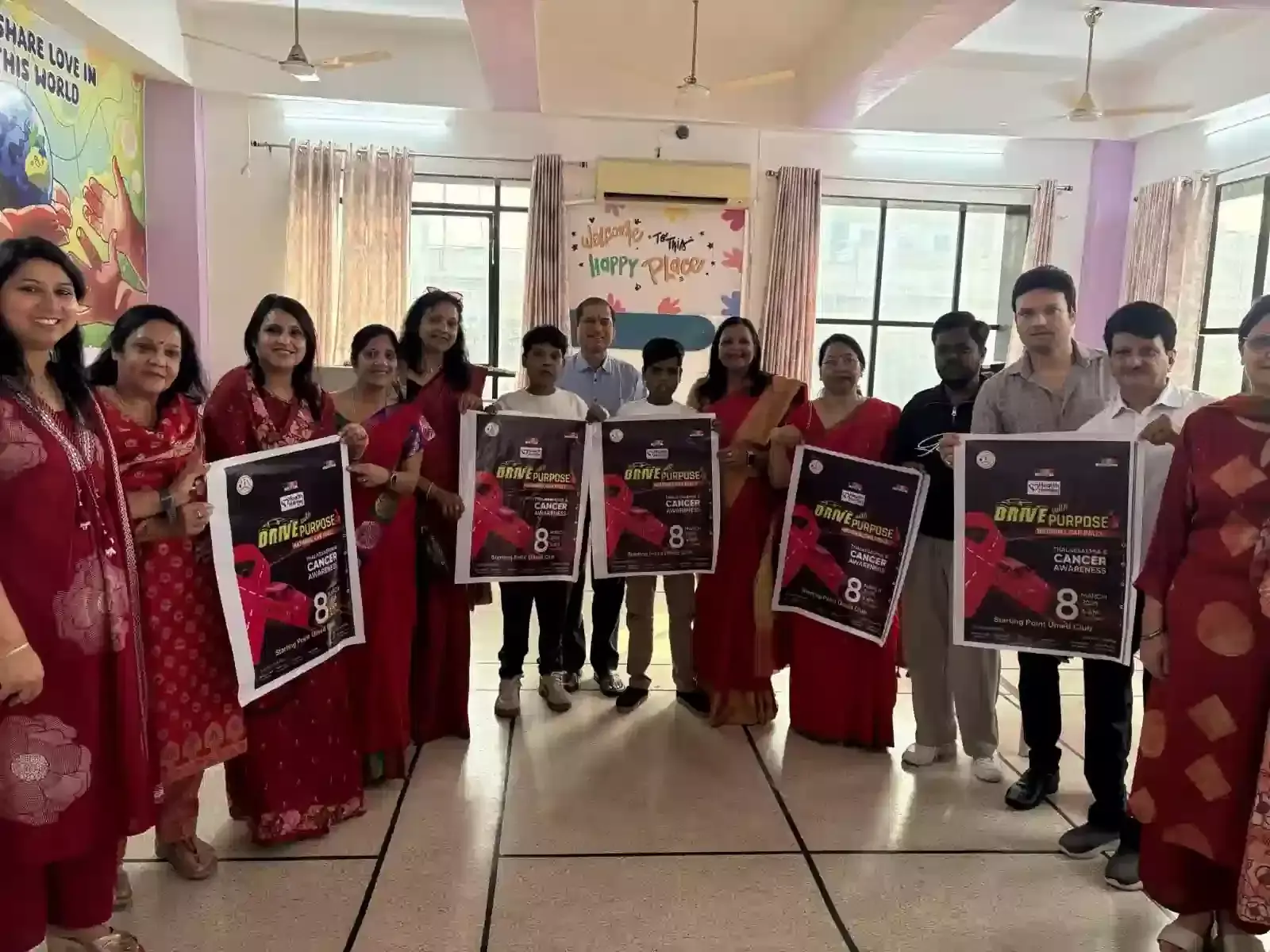 कोटा ब्लड बैंक सोसायटी में थैलेसीमिया पीड़ित बच्चे जीतो नेशनल कार रैली का पोस्टर अनावरण करते हुए। कोटा ब्लड बैंक सोसायटी में थैलेसीमिया पीड़ित बच्चे जीतो नेशनल कार रैली का पोस्टर अनावरण करते हुए।