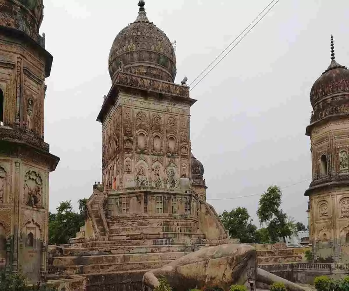 शांतिपूर्ण चुनाव के बाद खुली मैत्री की राह- 72 घंटे बाद हटा पहरा- भारत-नेपाल बॉर्डर पर फिर दौड़े ट्रक और सैलानी