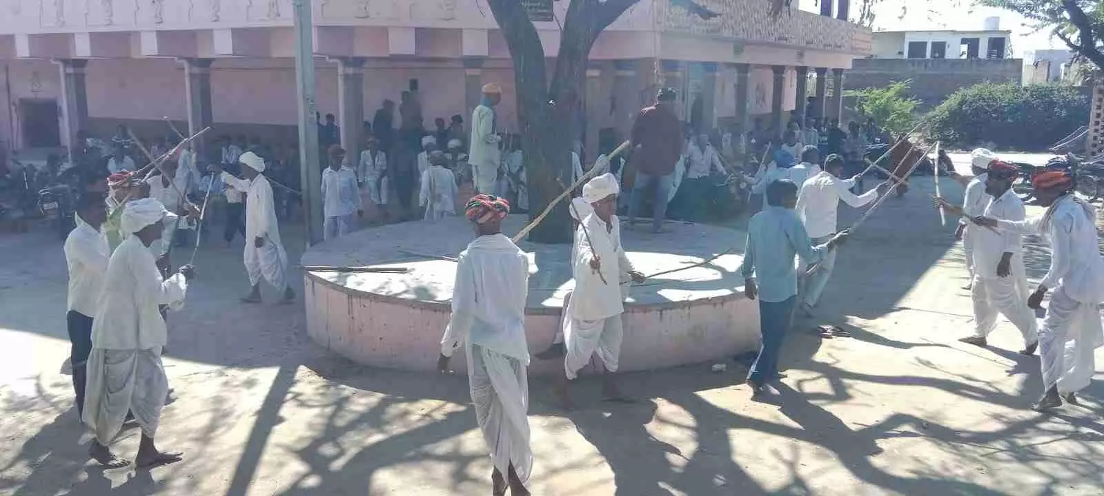 आकोला और लालावास में श्रद्धापूर्वक रंग पंचमी का आयोजन आकोला और लालावास में श्रद्धापूर्वक रंग पंचमी का आयोजन
