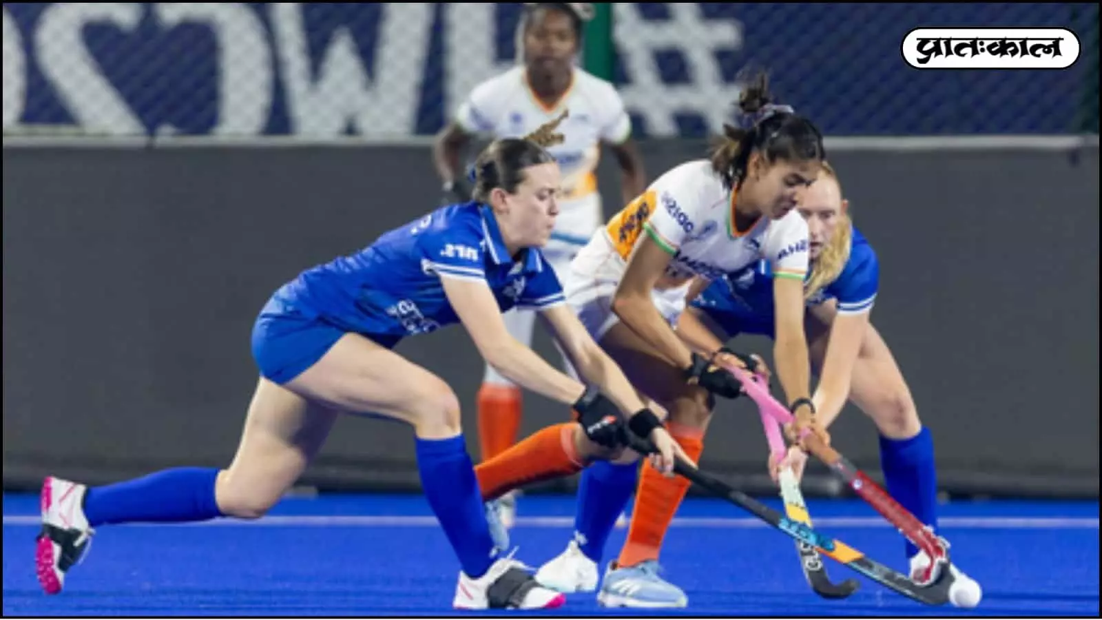 FIH World Cup 2026 क्वालिफायर में भारत और स्कॉटलैंड का मैच 2-2 से ड्रा रहा। नवनीत और सुनीता के गोल की मदद से भारत अब भी पूल-बी के शीर्ष स्थान पर बना हुआ है। FIH World Cup 2026 क्वालिफायर में भारत और स्कॉटलैंड का मैच 2-2 से ड्रा रहा। नवनीत और सुनीता के गोल की मदद से भारत अब भी पूल-बी के शीर्ष स्थान पर बना हुआ है।